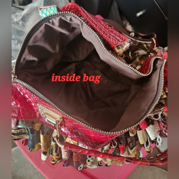 Handbag - Picture 2 of 2